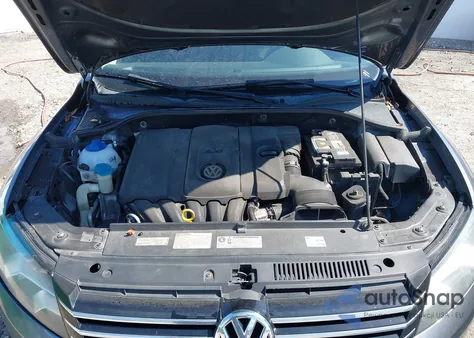 2012 Volkswagen Passat 2.5L Se z USA, uszkodzony, nr VIN 1VWBP7A37CC048147